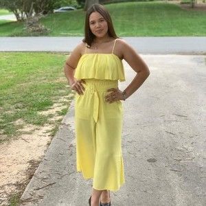 Meet your Posher, Damelis